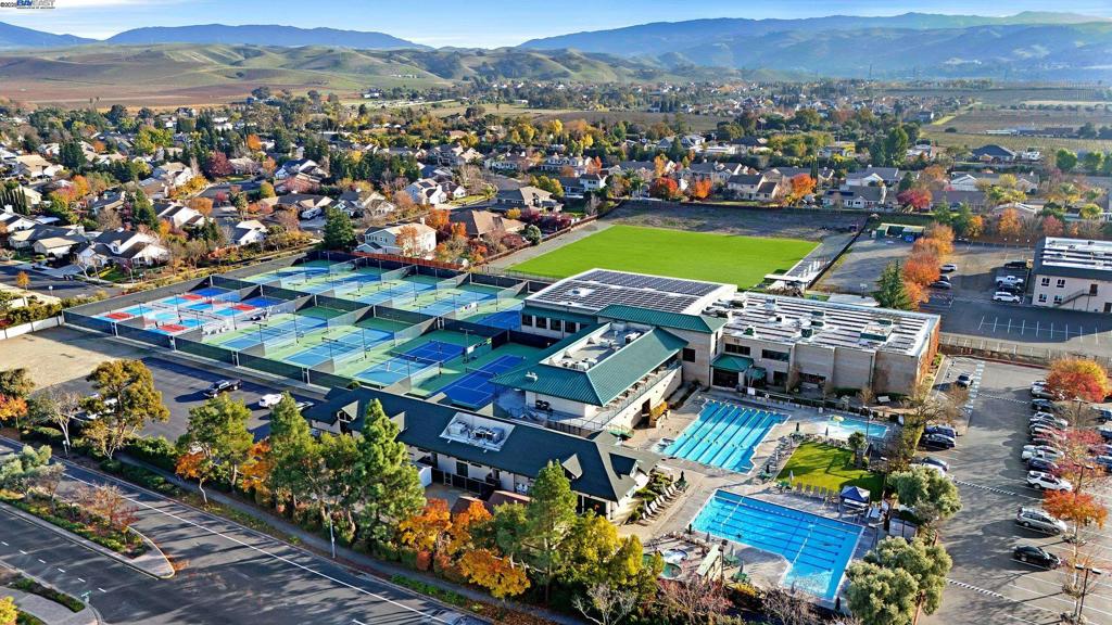 CHARDONNAY ESTAT - Residential