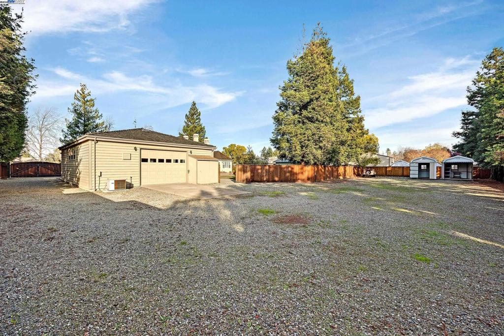 CHARDONNAY ESTAT - Residential