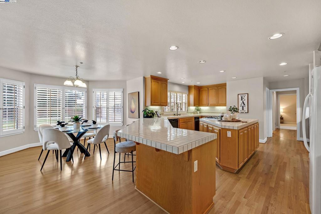 CHARDONNAY ESTAT - Residential