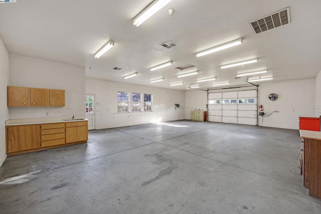 CHARDONNAY ESTAT - Residential