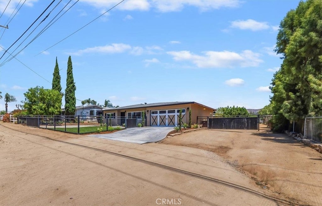 3243 Temescal