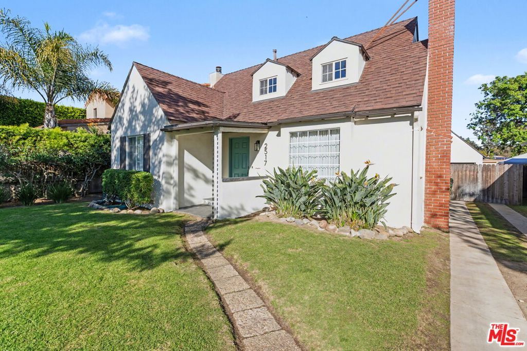 Photo of 2517 24th Street, Santa Monica, CA 90405 (MLS # 26640215)