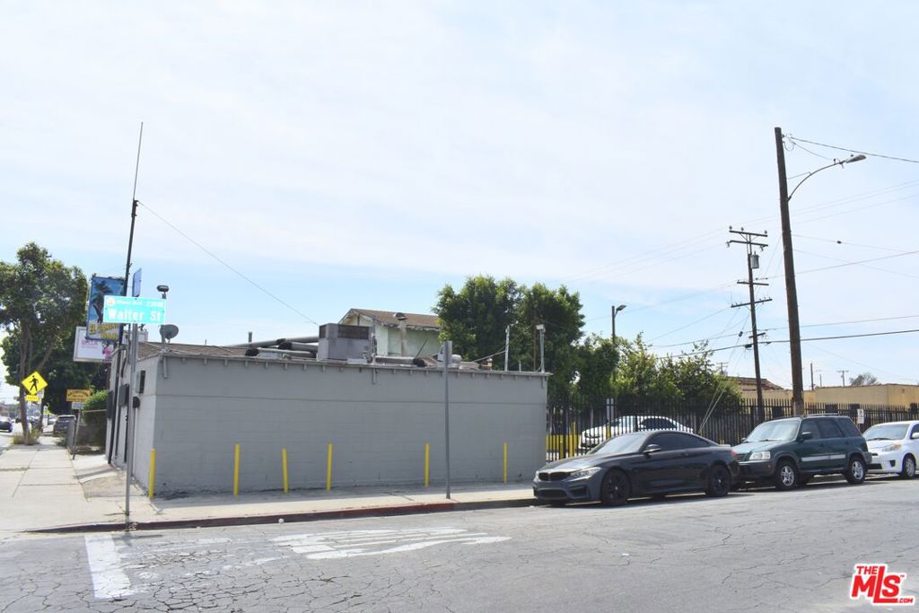 7701 Santa Fe Avenue