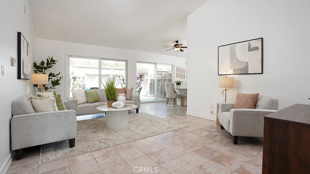 30861 Calle Resplendor, San Juan Capistrano CA 92675 - Photo 8