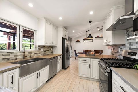 20158 Septo Street Chatsworth CA 91311