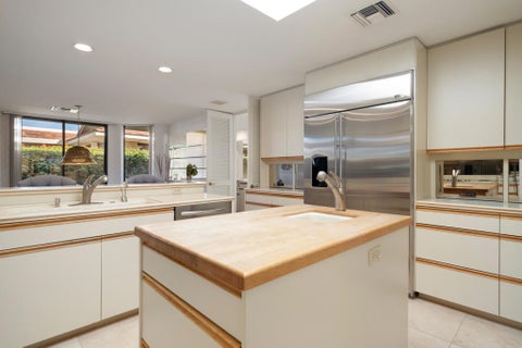 Tiny photo for 43 Mayfair Drive, Rancho Mirage, CA 92270 (MLS # 219155177DA)