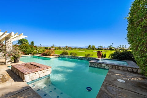 Tiny photo for 43 Mayfair Drive, Rancho Mirage, CA 92270 (MLS # 219155177DA)