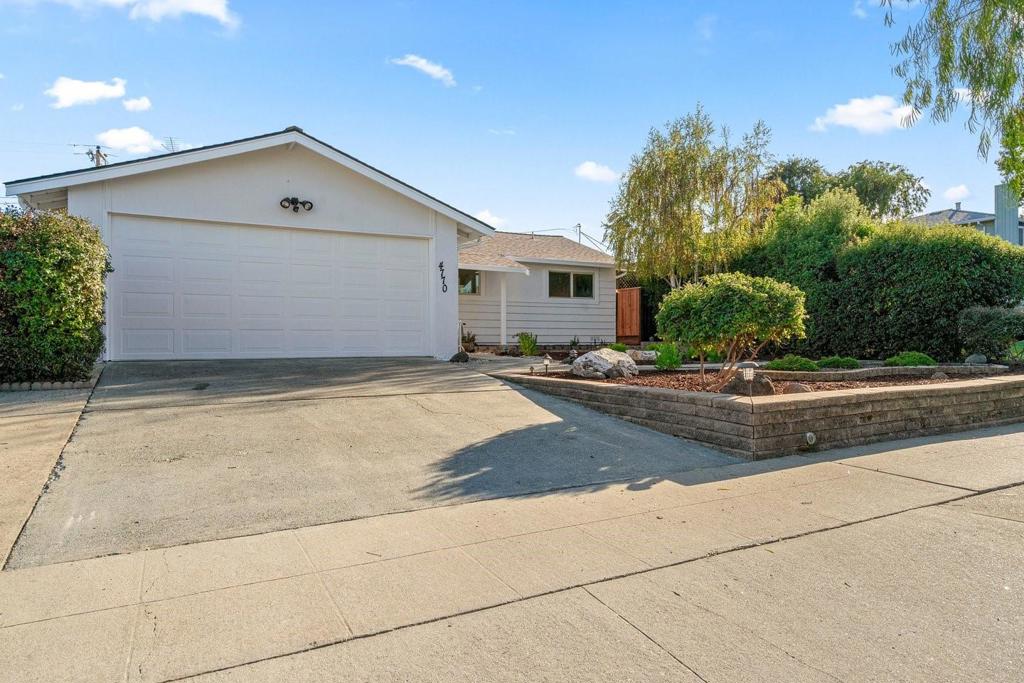 4770 London Drive