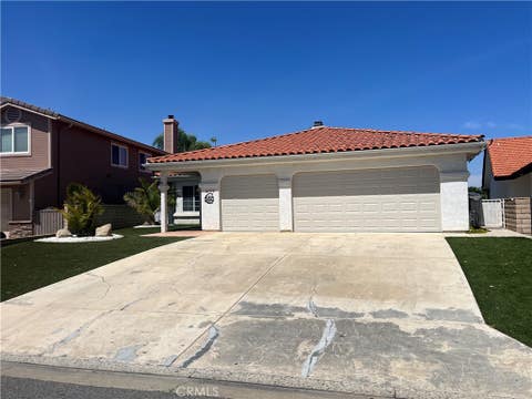 Photo of 30579 Seahorse Circle CIR, Canyon Lake, CA 92587 (MLS # IG26157162)