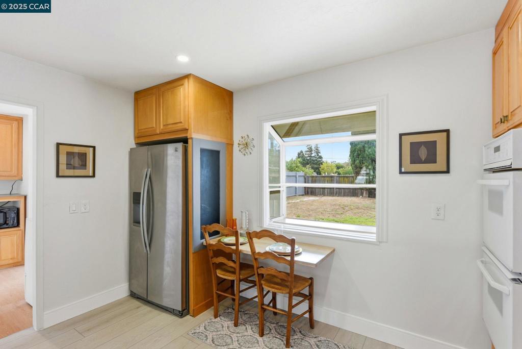 VINE HILL MANOR - Residential