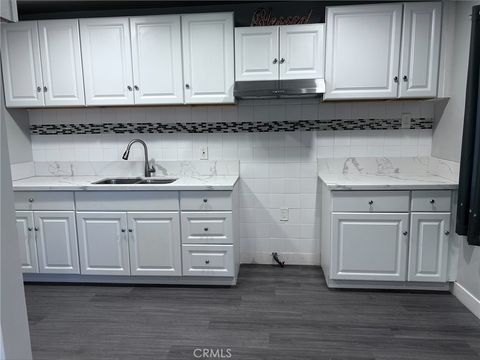 Photo of 11724 S Vermont Avenue #7, Los Angeles, CA 90044 (MLS # SB25256579)