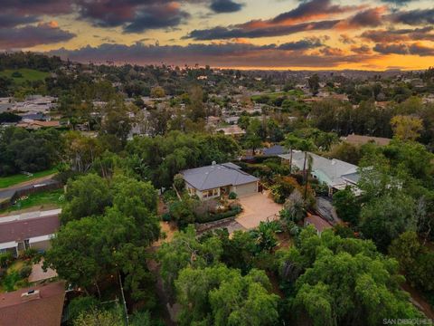 1911 Foothill Dr Vista CA 92084