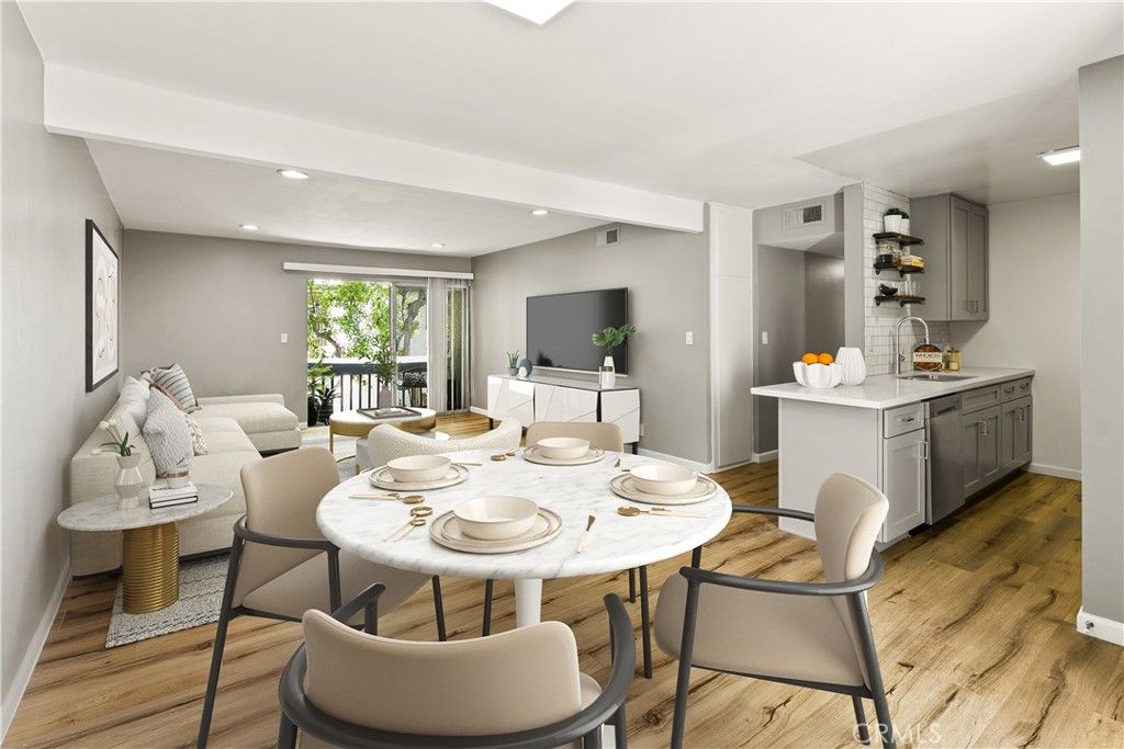 Photo of 18620 Hatteras Street #223, Tarzana, CA 91356 (MLS # SR25104550)