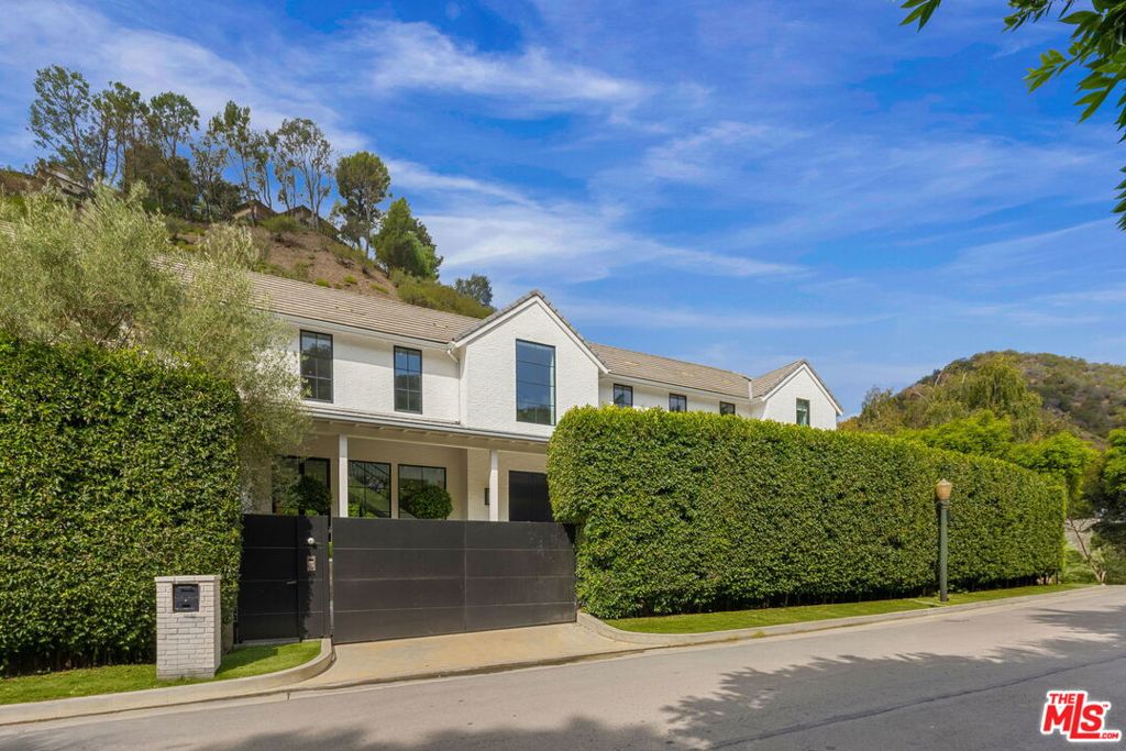 1281 Stone Canyon Road