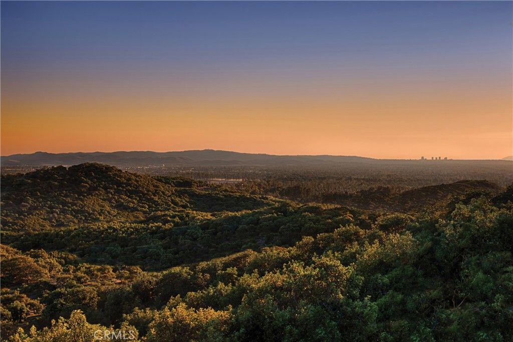 Photo of 564 PENINSULA, Irvine, CA 92602 (MLS # OC25273752)