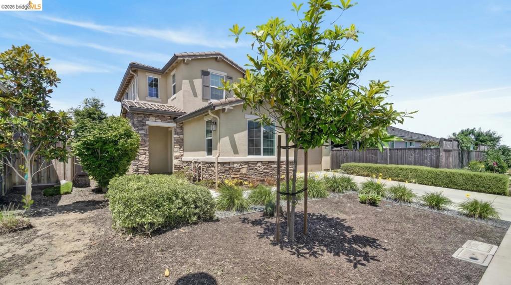 669 Longmont Dr