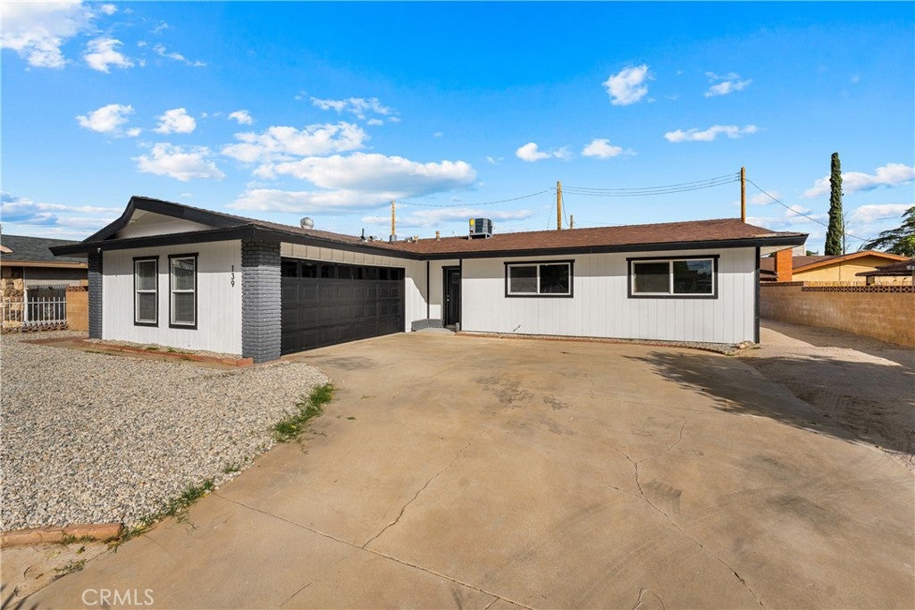139 E Avenue Q7