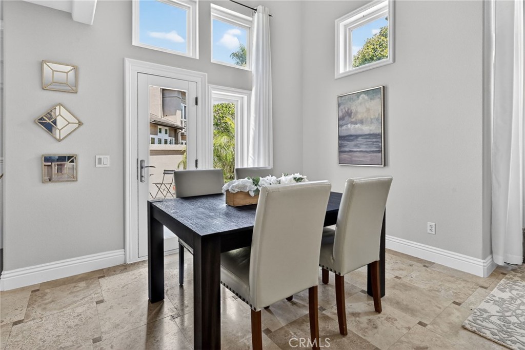 38 CAMERAY HEIGHTS