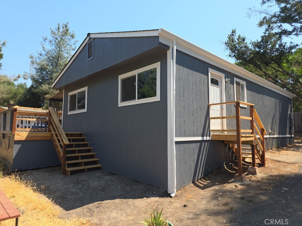 2-bedroom, 1-bath home. The home features a functional layout with a renovated kitchen, and spacious bedrooms. Tenant pays for all utilities. Pets' negotiable with great rental references.