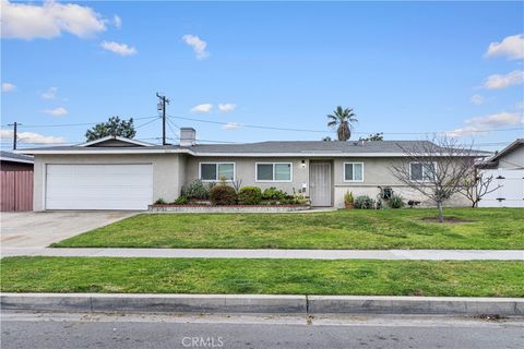 Photo of 423 S Danbrook Dr, Anaheim, CA 92804 (MLS # PW26031504)