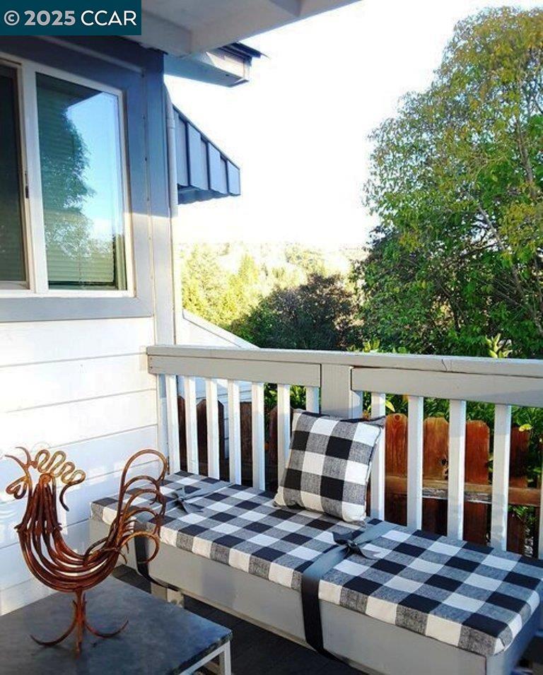ALAMO HILLS - Residential