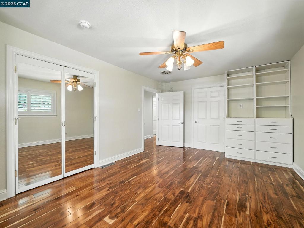 ALAMO HILLS - Residential