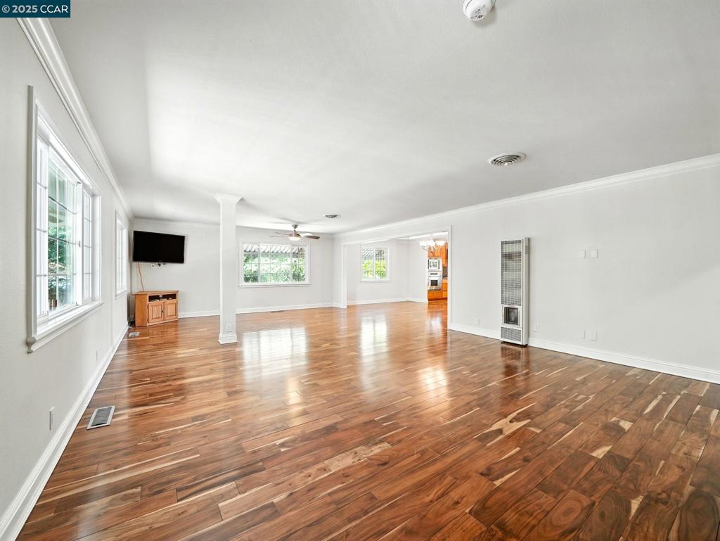 ALAMO HILLS - Residential
