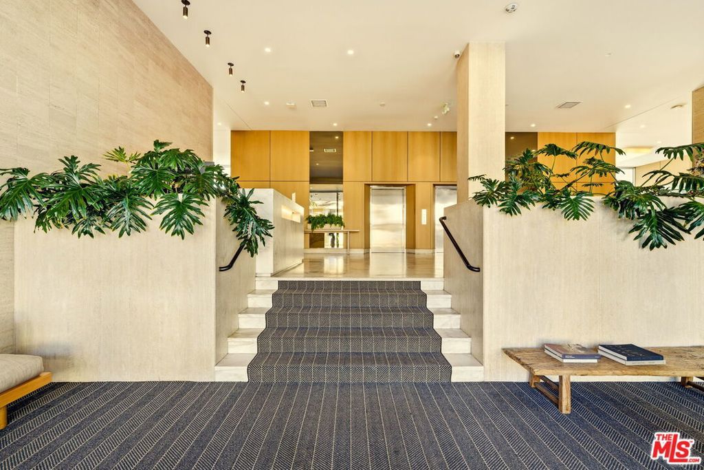 Photo of 999 N Doheny Drive #104, West Hollywood, CA 90069 (MLS # 26632061)