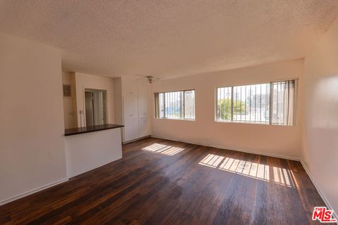 Photo of 275 Lucas Avenue #11, Los Angeles, CA 90026 (MLS # 25580527)