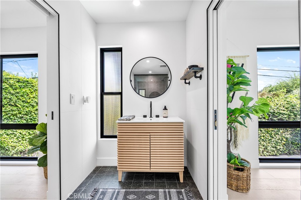 The Hill (TH) - Residential