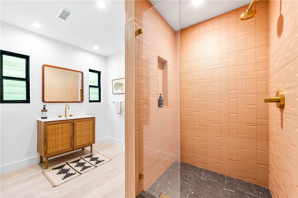 The Hill (TH) - Residential