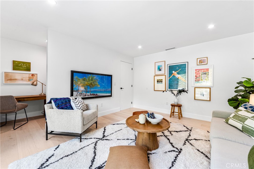 The Hill (TH) - Residential