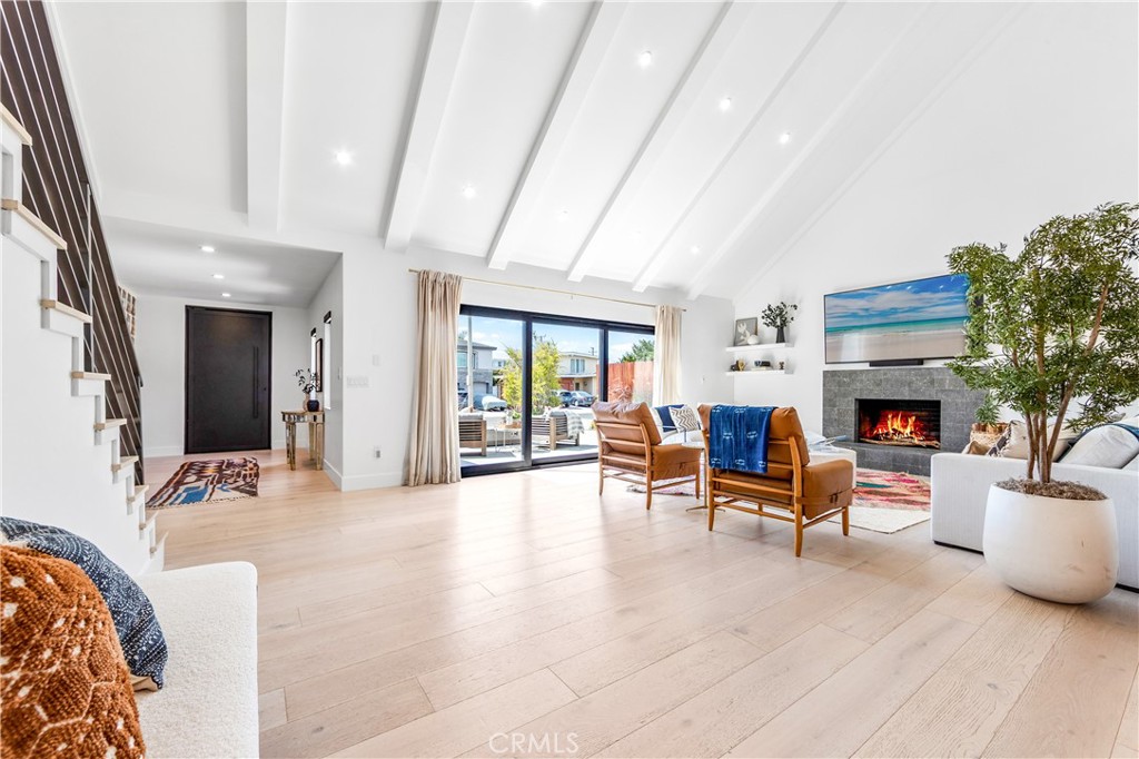 The Hill (TH) - Residential