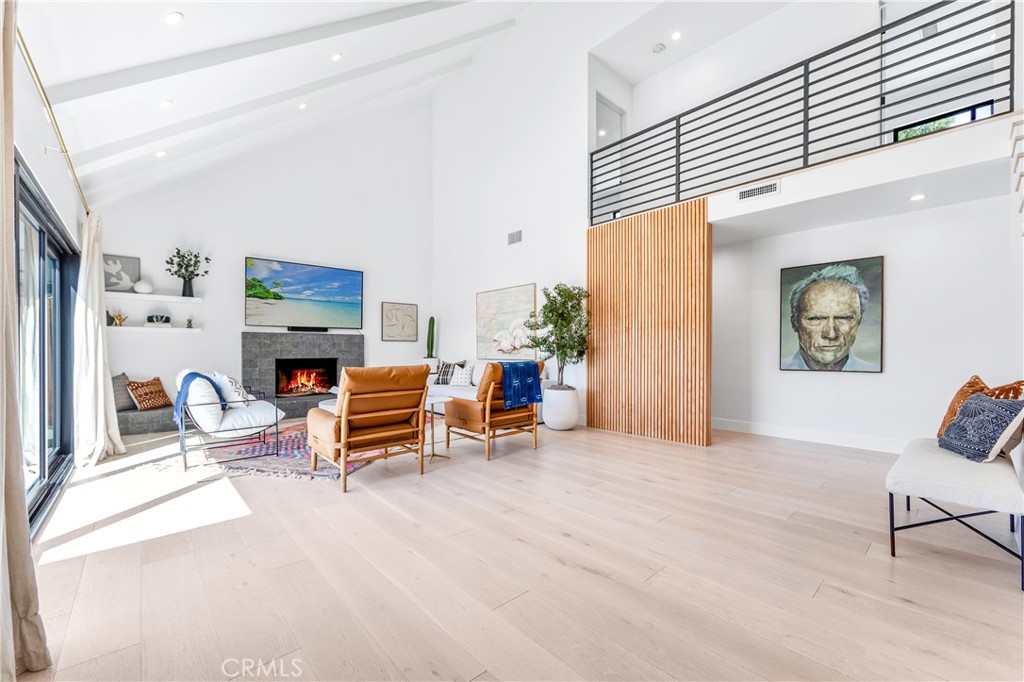 The Hill (TH) - Residential