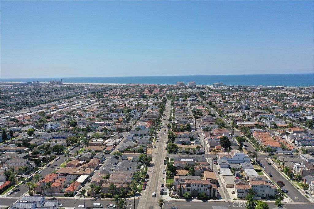 Photo of 1017 Delaware Street, Huntington Beach, CA 92648 (MLS # OC25181308)