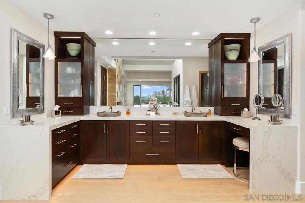 Rancho Santa Fe - Residential