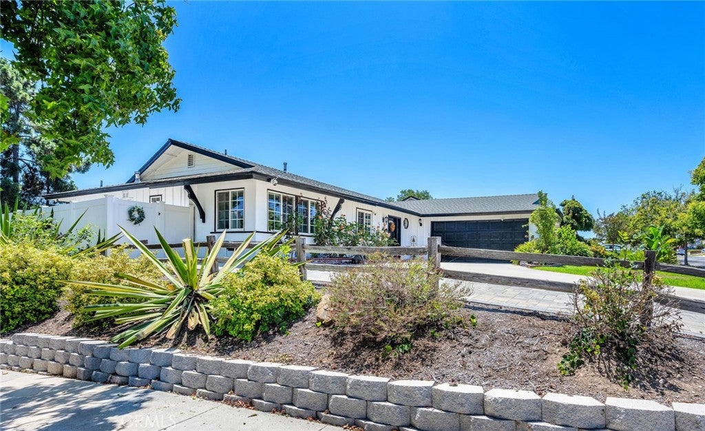 52 Sandra Court