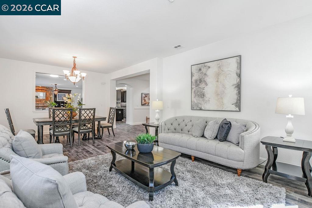 2052 Great Meadow Ct