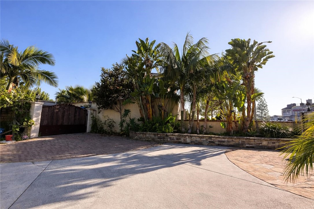 12312 Newport Avenue