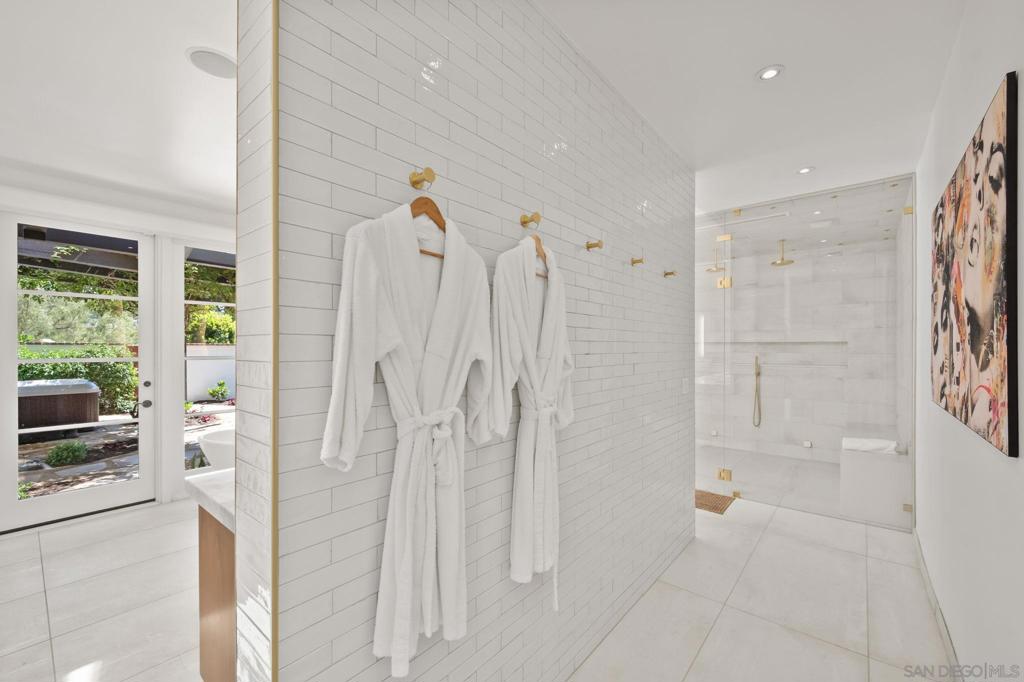 Rancho Santa Fe - Residential