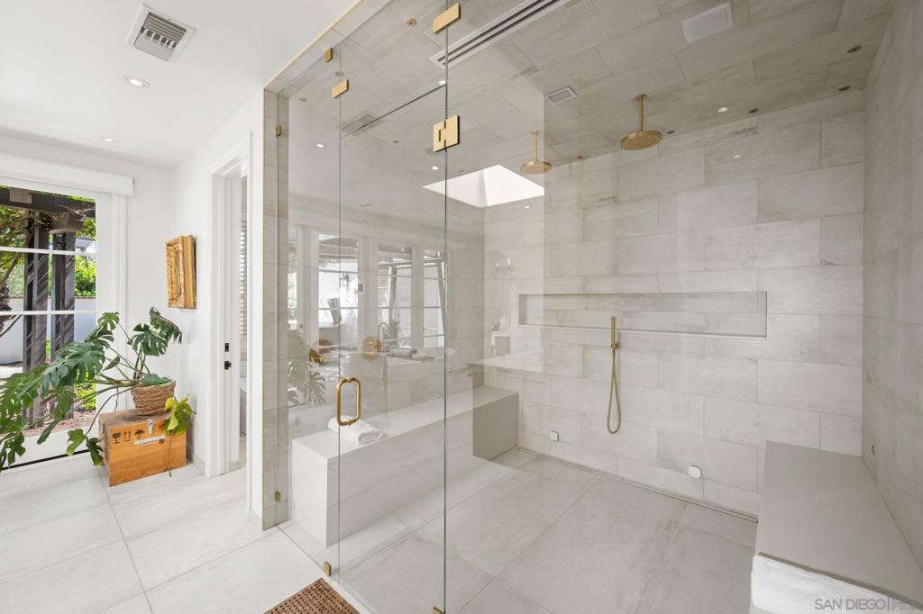 Rancho Santa Fe - Residential