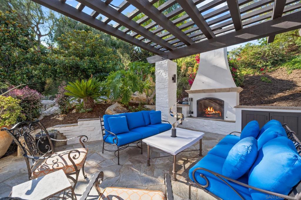 Rancho Santa Fe - Residential