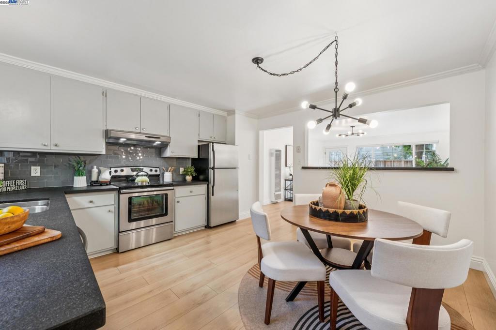 ROCKRIDGE - Residential