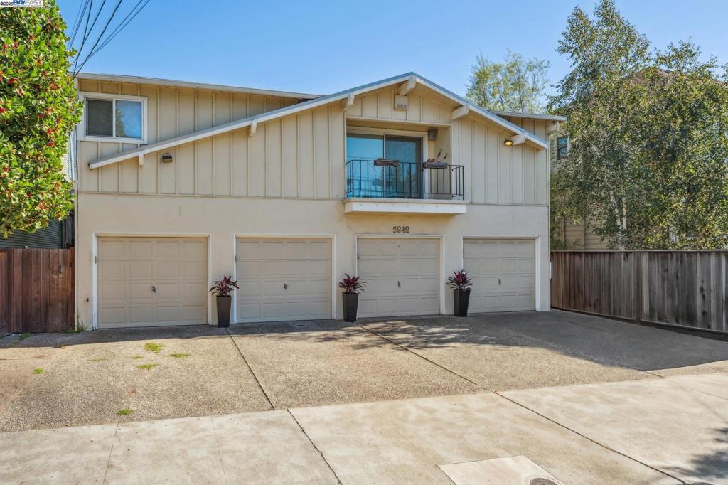 ROCKRIDGE - Residential