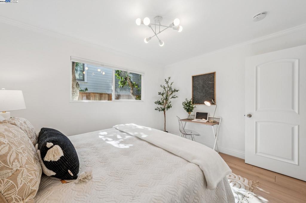 ROCKRIDGE - Residential