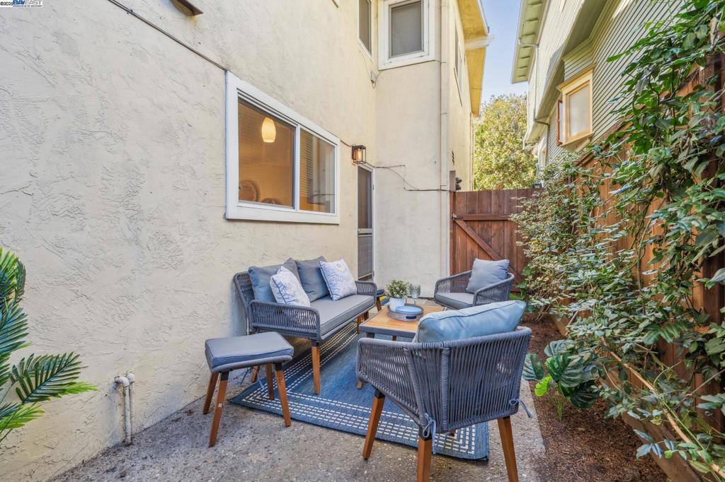 ROCKRIDGE - Residential
