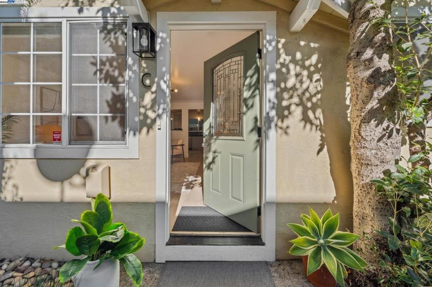 Location, Location, Location! Located in the highly desirable and coveted Rockridge community, this ground floor secluded home embraces your lifestyle. With a generous front patio area PLUS a very large, fenced and private side yard; along with excellent Walk and Bike scores, you are sure to find your busy lifestyle at ease with super easy access to College Avenue, Temescal District area, parks, shops, restaurants, BART and easy freeway access.  Completely turnkey, this special home offers a bright and sunny glow, crisp finishes, modern eat-in kitchen, laundry facilities adjacent to back of unit and back yard, garage parking plus drive way and street parking, garage storage room, low HOA fees and no rental restrictions-a rare opportunity.