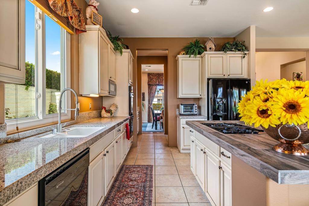 La Terraza Monterey Estates - Residential