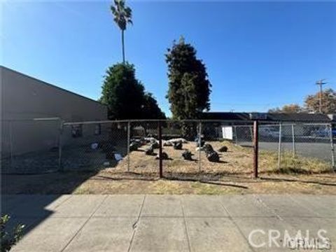 Photo of 8017 Greenleaf Ave, Whittier, CA 90602 (MLS # MB26070030)