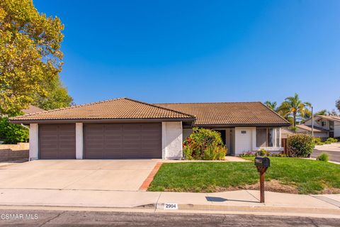 Photo of 2904 Sunflower Street, Thousand Oaks, CA 91360 (MLS # 224004377)